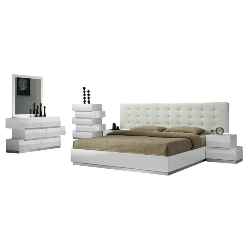 White Queen 3-Piece Bedroom Set U821034