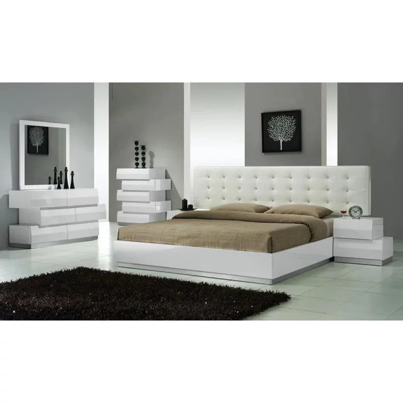 White Queen 3-Piece Bedroom Set U821034